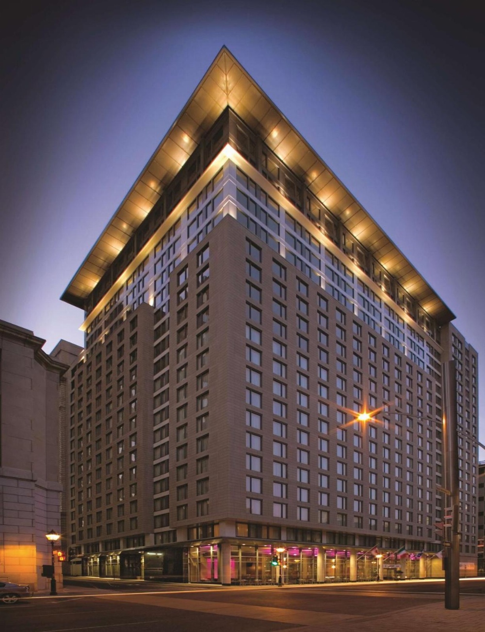 Embassy Suites by Hilton Montreal Main image